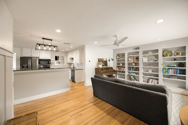 11207 Sinclair Avenue, Dallas, TX 75218