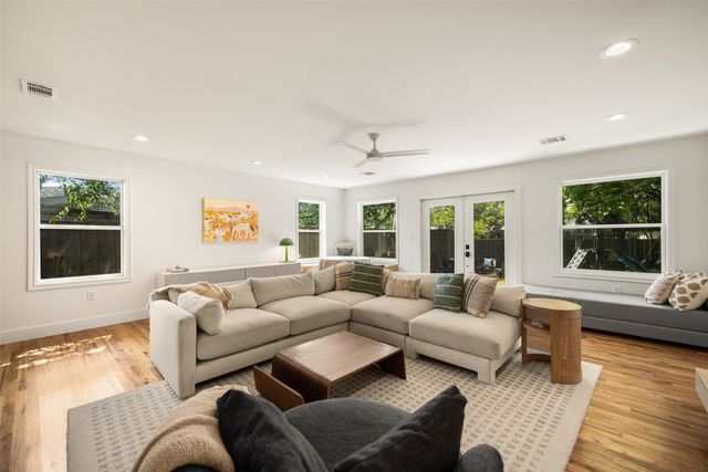 11207 Sinclair Avenue, Dallas, TX 75218