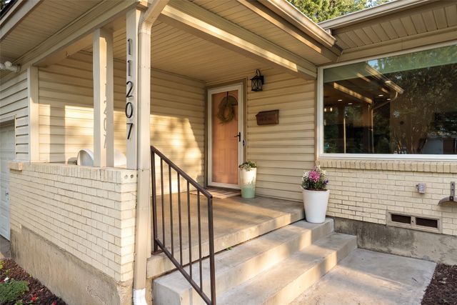 11207 Sinclair Avenue, Dallas, TX 75218