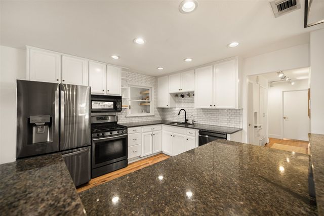 11207 Sinclair Avenue, Dallas, TX 75218