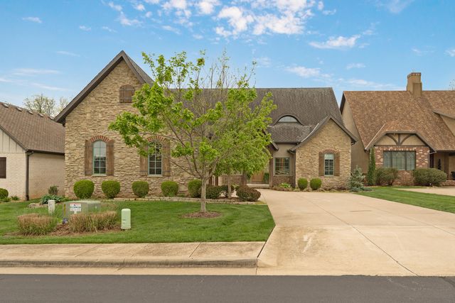 3810 E Cherry Street Unit 18, Springfield, MO 65809
