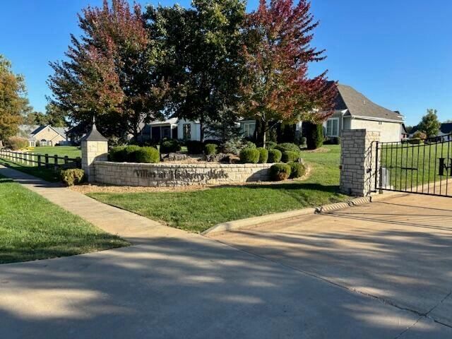 3810 E Cherry Street Unit 18, Springfield, MO 65809