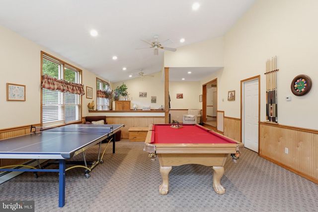 1424 S OAK RD, Feasterville Trevose, PA 19053