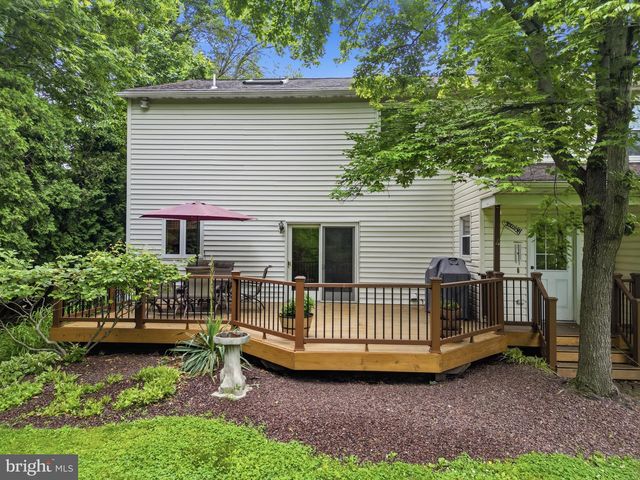 1424 S OAK RD, Feasterville Trevose, PA 19053