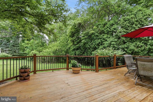 1424 S OAK RD, Feasterville Trevose, PA 19053