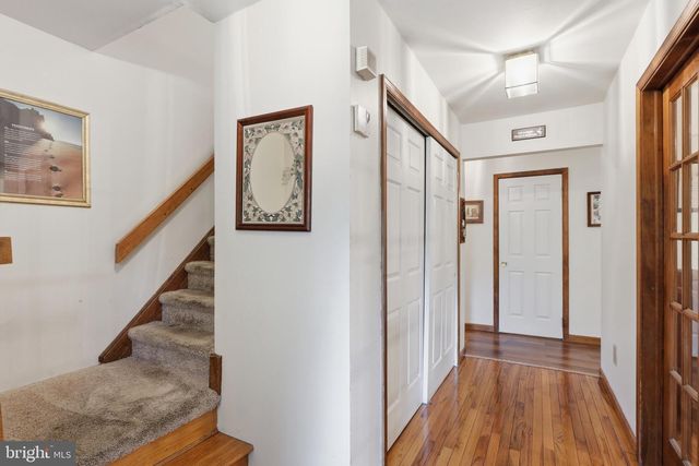 1424 S OAK RD, Feasterville Trevose, PA 19053