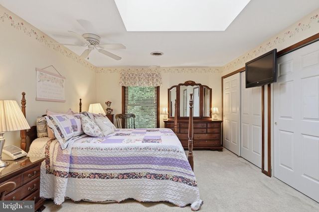 1424 S OAK RD, Feasterville Trevose, PA 19053
