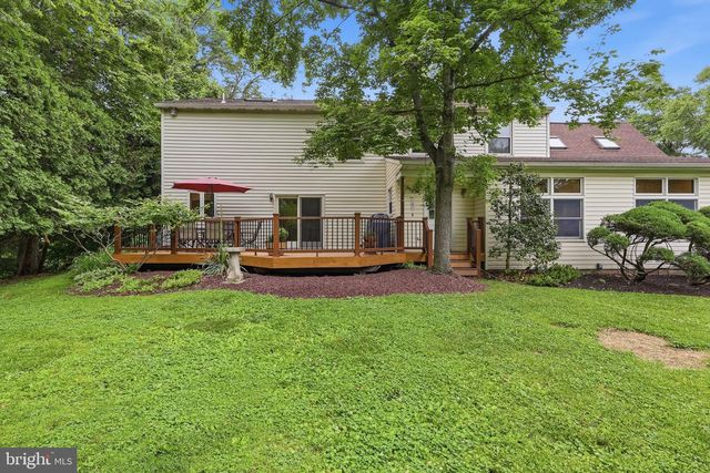 1424 S OAK RD, Feasterville Trevose, PA 19053