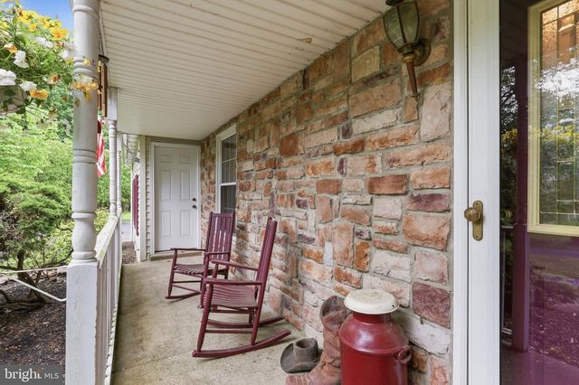 1424 S OAK RD, Feasterville Trevose, PA 19053