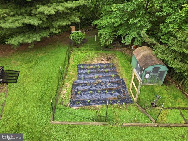 1424 S OAK RD, Feasterville Trevose, PA 19053