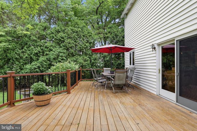 1424 S OAK RD, Feasterville Trevose, PA 19053