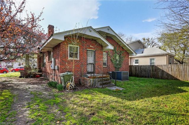 7 South Cypress ST, Hampton, VA 23669