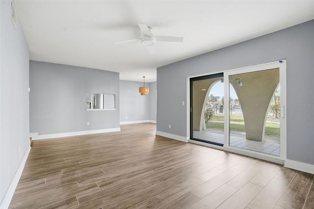 507 PLAZA SEVILLE COURT 13, Treasure Island, FL 33706