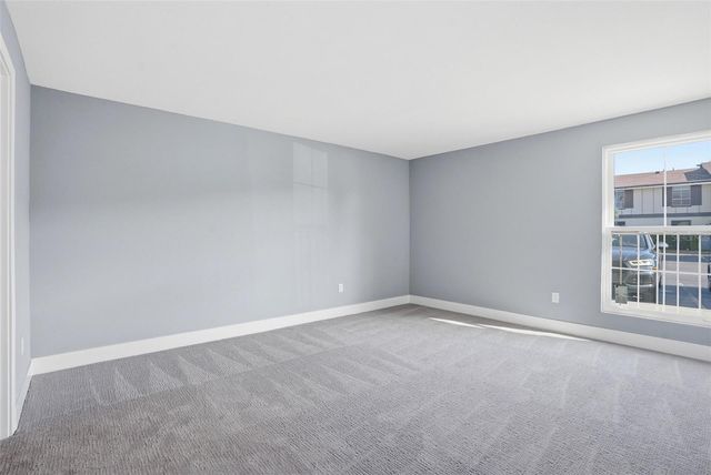 507 PLAZA SEVILLE COURT 13, Treasure Island, FL 33706