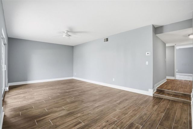 507 PLAZA SEVILLE COURT 13, Treasure Island, FL 33706