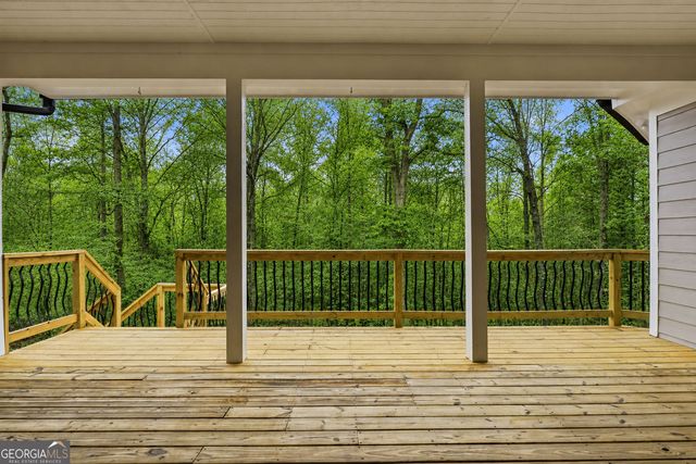 44 S Arbor Shores Drive, Newnan, GA 30265