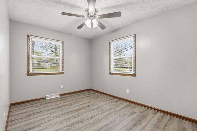 2535 S Prospect Avenue, Springfield, MO 65804