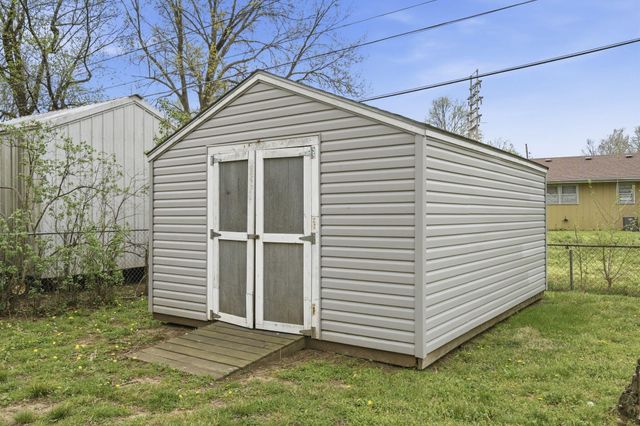 2535 S Prospect Avenue, Springfield, MO 65804