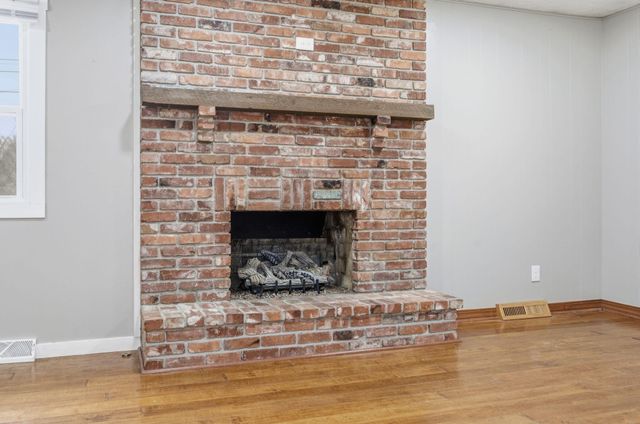 2535 S Prospect Avenue, Springfield, MO 65804