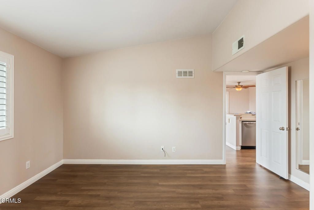 Image 32 of property listing at 6981 Ballena Way 13, Carlsbad, CA 92009