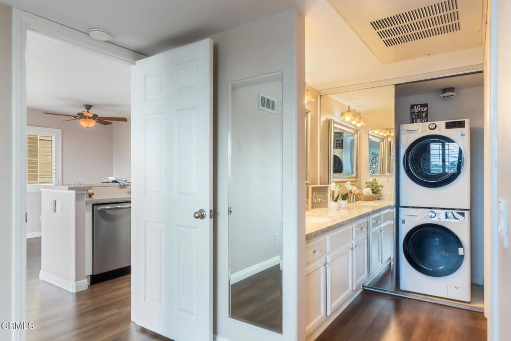 Image 33 of property listing at 6981 Ballena Way 13, Carlsbad, CA 92009