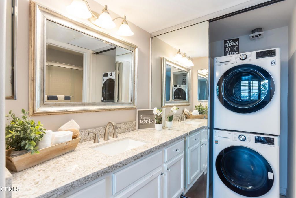 Image 35 of property listing at 6981 Ballena Way 13, Carlsbad, CA 92009