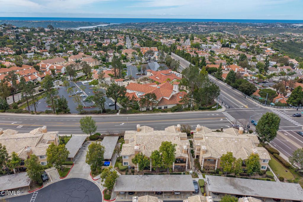 Image 46 of property listing at 6981 Ballena Way 13, Carlsbad, CA 92009