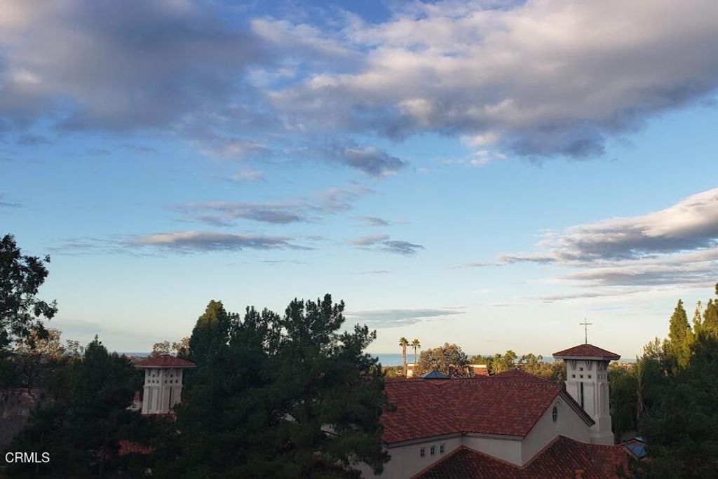 Image 50 of property listing at 6981 Ballena Way 13, Carlsbad, CA 92009