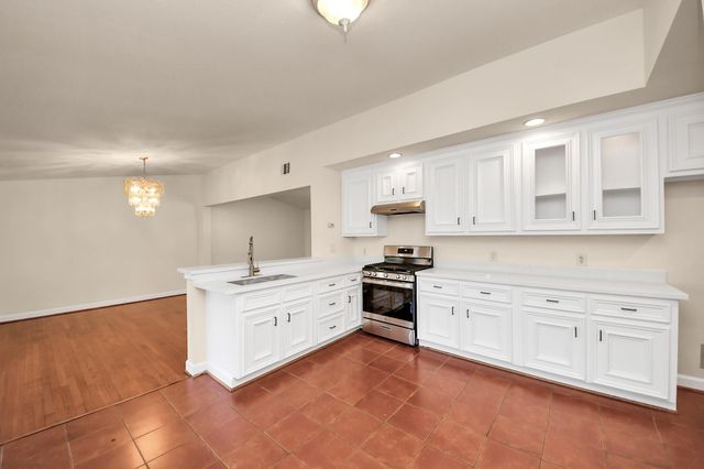 6701 Neff Street, Houston, TX 77074