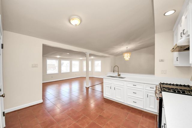 6701 Neff Street, Houston, TX 77074