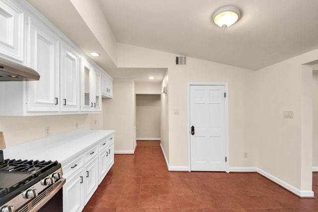 6701 Neff Street, Houston, TX 77074