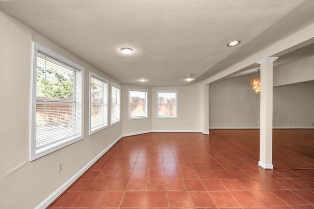 6701 Neff Street, Houston, TX 77074