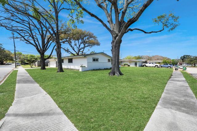 6701 Neff Street, Houston, TX 77074