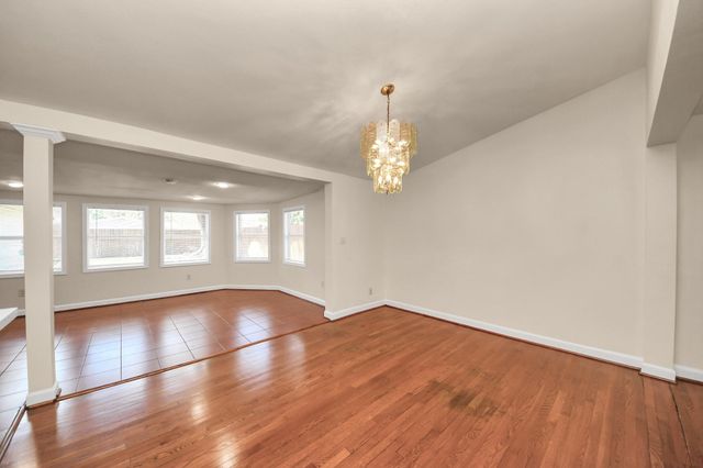 6701 Neff Street, Houston, TX 77074