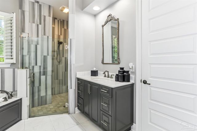 8658 Foxtail Loop, Pensacola, FL 32526