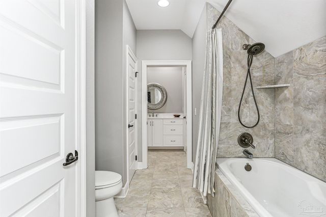 8658 Foxtail Loop, Pensacola, FL 32526