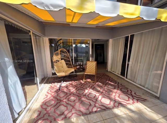 6389 Cotton Tail Rd, Miami Lakes, FL 33014