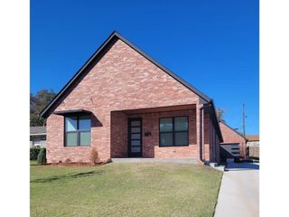 1615 NE 9th Street, Oklahoma City, OK 73117
