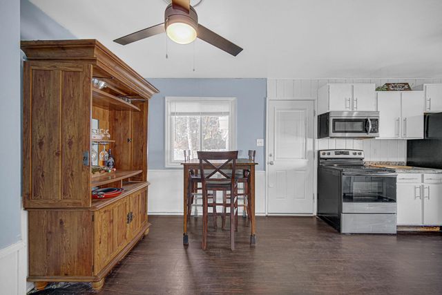 7742 Catalpa Avenue, Hammond, IN 46324