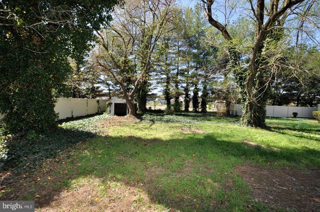 432 N COLES AVE, Maple Shade, NJ 08052