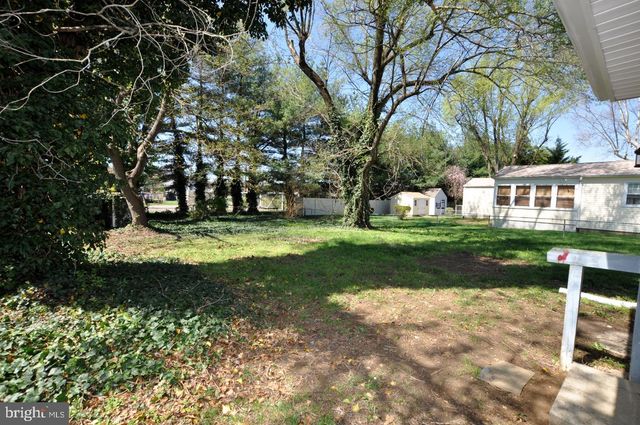 432 N COLES AVE, Maple Shade, NJ 08052