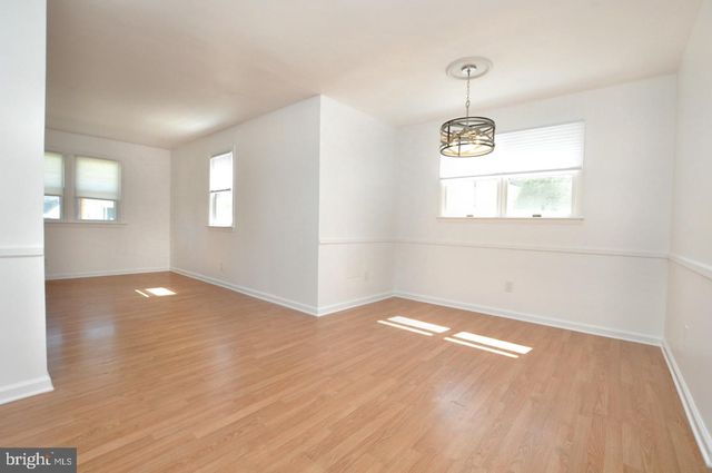 432 N COLES AVE, Maple Shade, NJ 08052