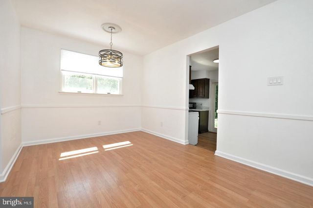 432 N COLES AVE, Maple Shade, NJ 08052