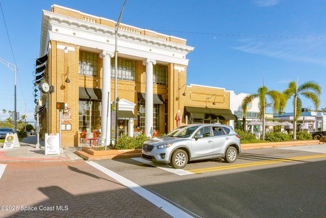 1102 Hyde Park Lane, Melbourne, FL 32935