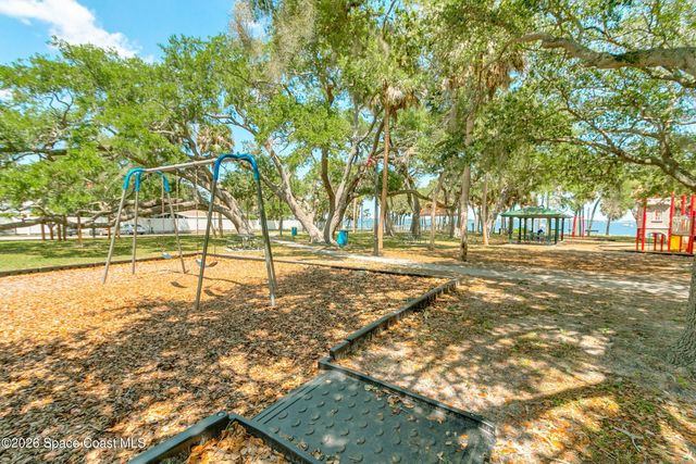 1102 Hyde Park Lane, Melbourne, FL 32935
