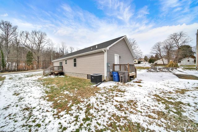 1810 Council Avenue, Statesville, NC 28625