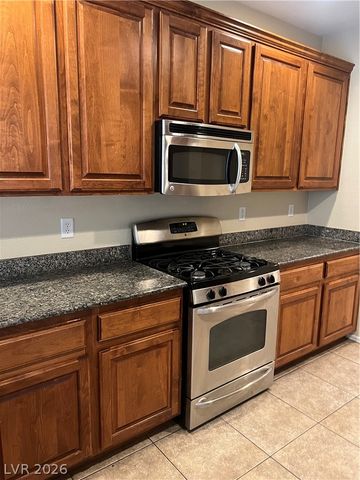 6721 Carlisle Grove Avenue, Las Vegas, NV 89139