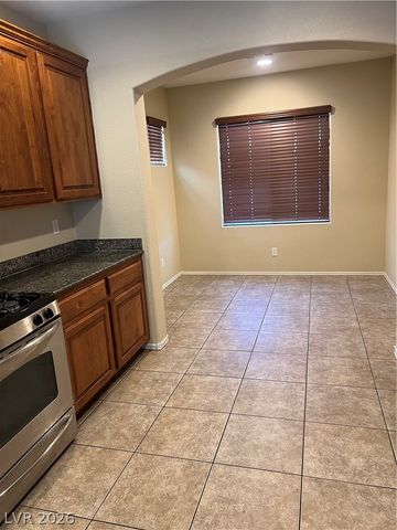 6721 Carlisle Grove Avenue, Las Vegas, NV 89139
