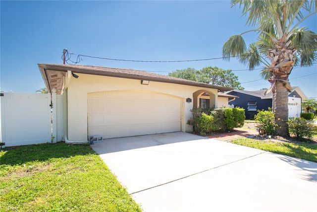 5921 DENVER STREET NE, St Petersburg, FL 33703