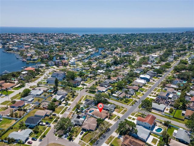 5921 DENVER STREET NE, St Petersburg, FL 33703